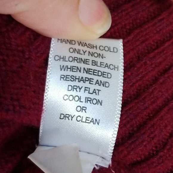 Banana Republic Merino Wool Crew Sweater - Picture 9 of 9